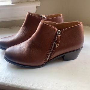 Vionic Booties